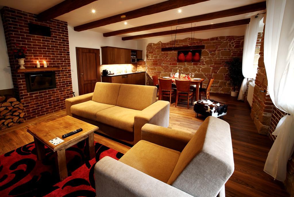 Apartments & Suites Zluta Hruska Plzeň Kültér fotó