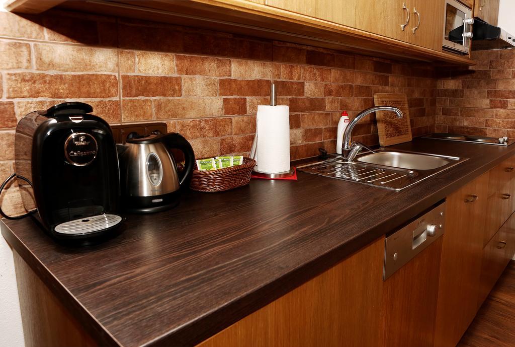 Apartments & Suites Zluta Hruska Plzeň Kültér fotó
