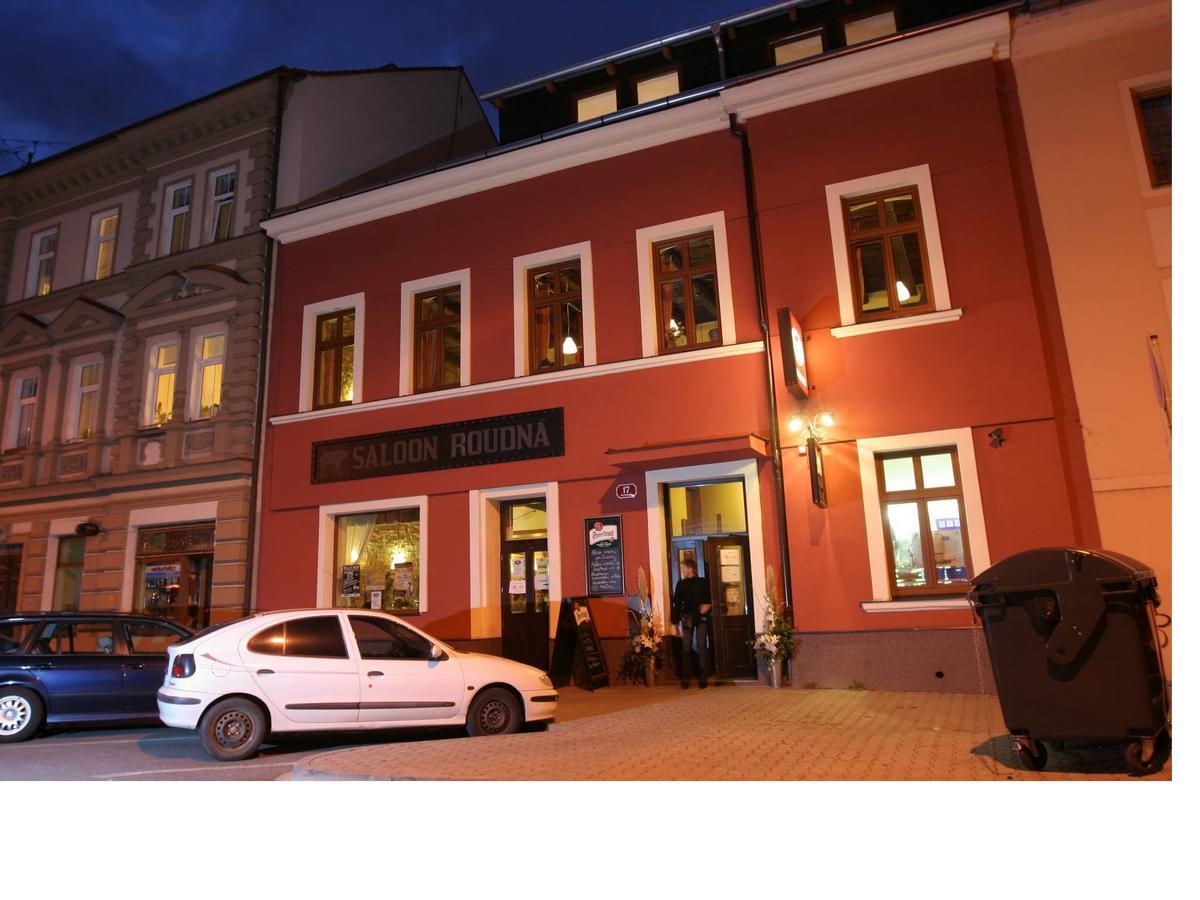 Apartments & Suites Zluta Hruska Plzeň Kültér fotó